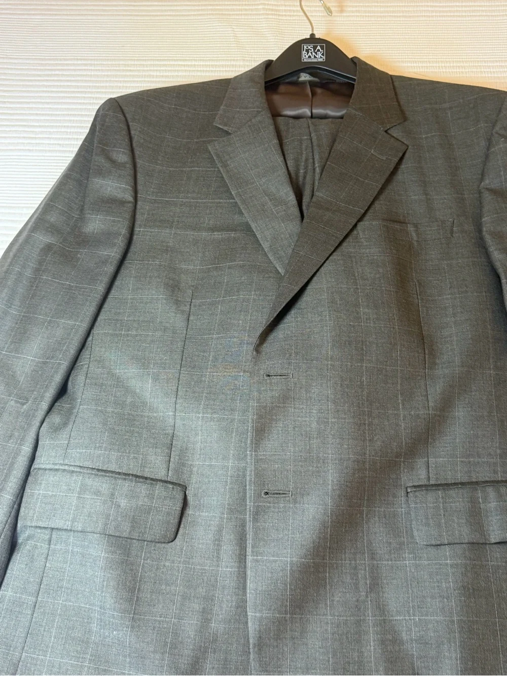 JOSA BANK Grey WindowPane NWT suit